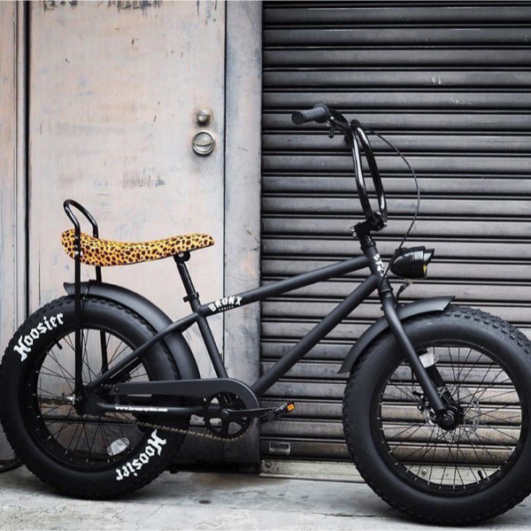 TIREPAINT-3831127618925-N-8__071025